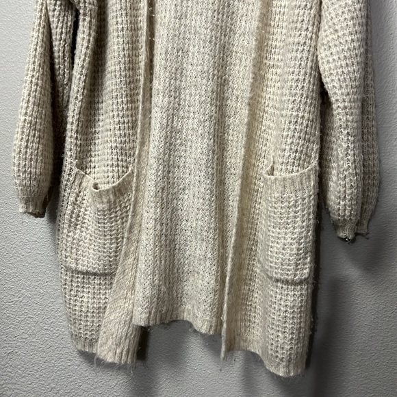 American Eagle Knit Cardigan - Picture 3 of 12